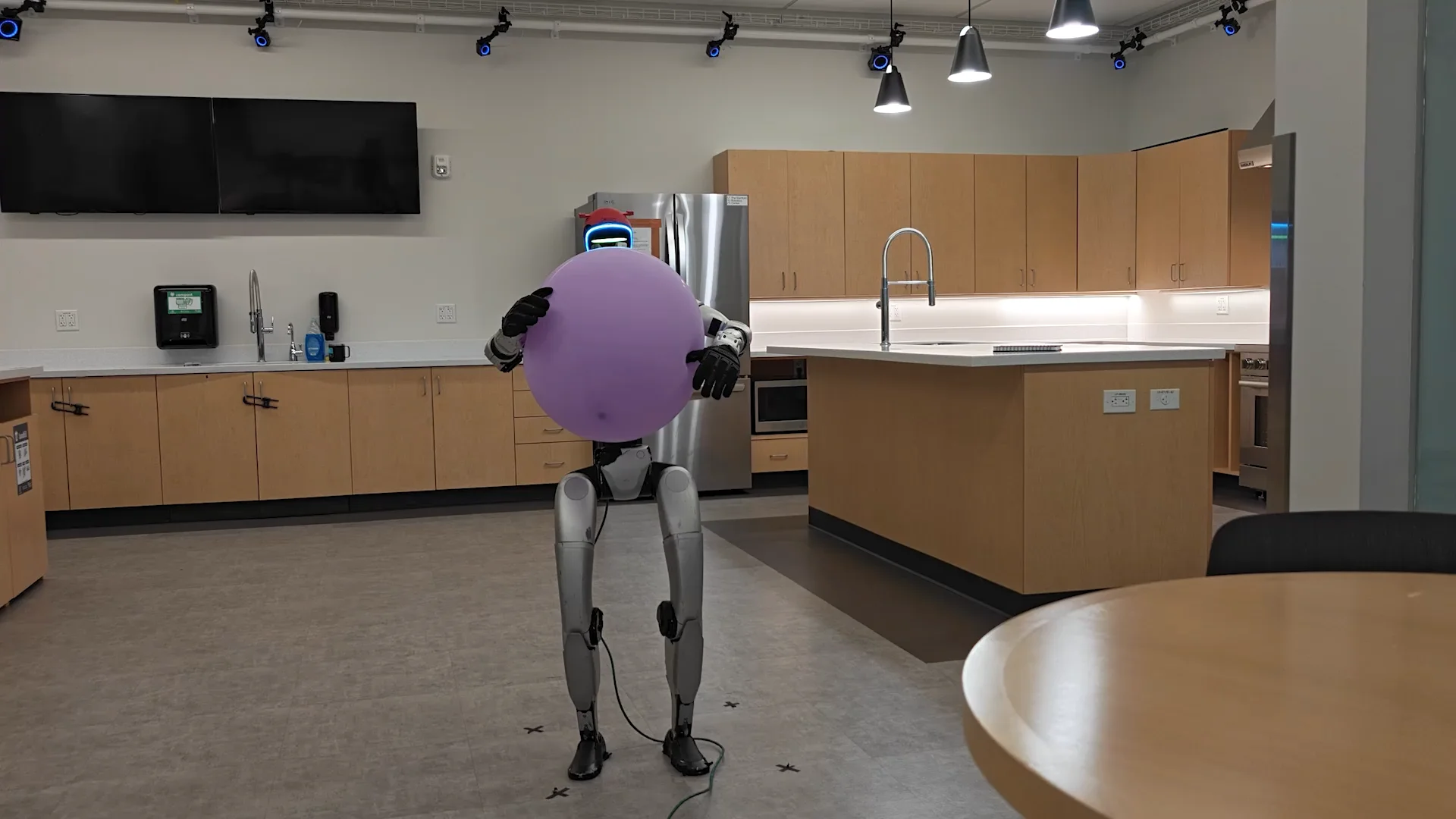 Stanford’s ‘GentleHumanoid’ Teaches Robots to Hug, Shake Hands, and Handle Balloons