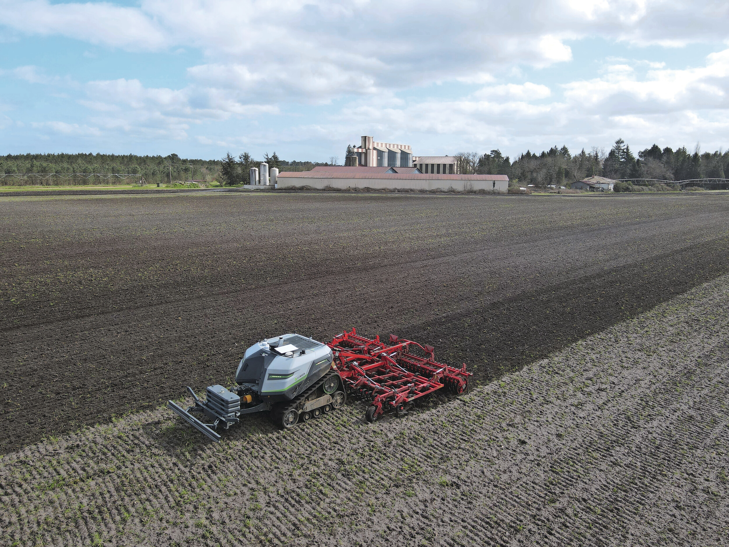 AgXeed Series 7: first field impression on 500 ha farm highlights power and capacity gains