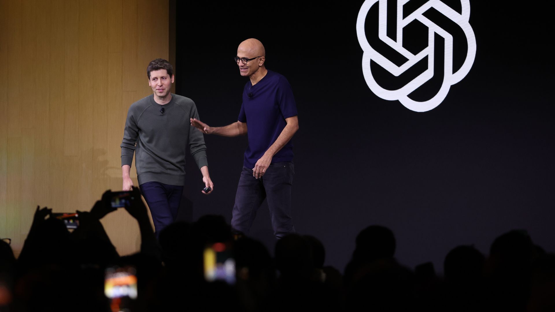 AI breakup: Microsoft and OpenAI drop exclusivity, open door to rival clouds