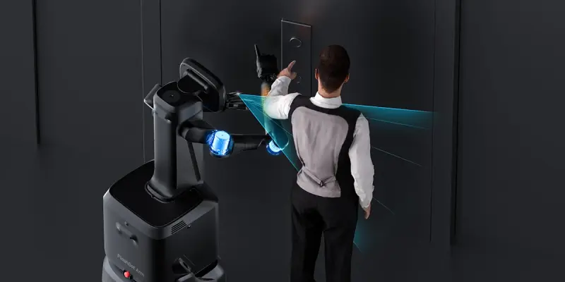 Video: Pudu Robotics Equips Delivery Bot with Dual Arms in New FlashBot Arm