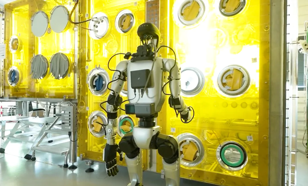 Capgemini and Orano Deploy Humanoid Robot ''Hoxo'' for Nuclear Operations