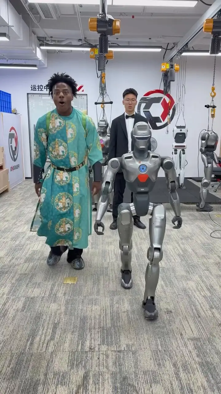 Shenzhen Startup EngineAI Raises $28M for Humanoid Robot Push
