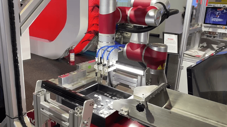 Are Industrial Cobots Better Than Custom-Built Automation Machinery?
