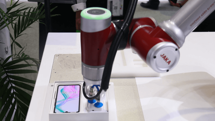 Robot Arm Best Practices for High-Precision Electronics Assembly