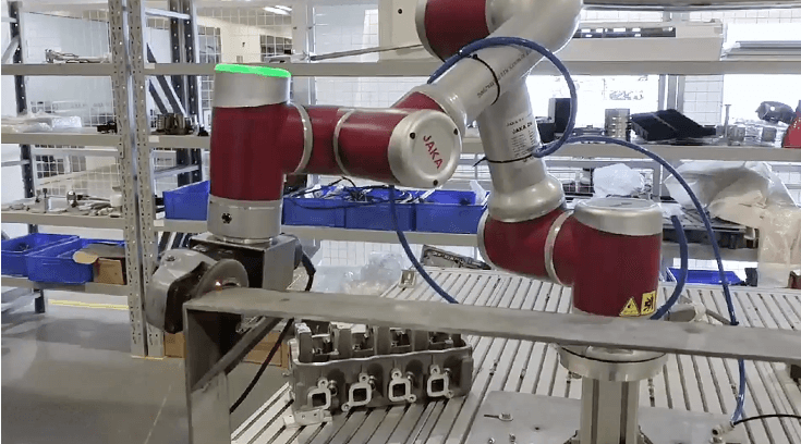 Robot Arm Company Partnerships: Leveraging Integrators for Complex Automation