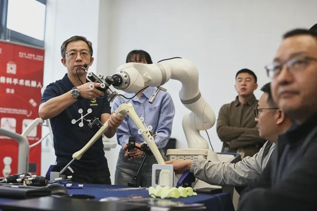 Domestic Orthopedic Robots Enhance Healthcare Access for Remote Patients