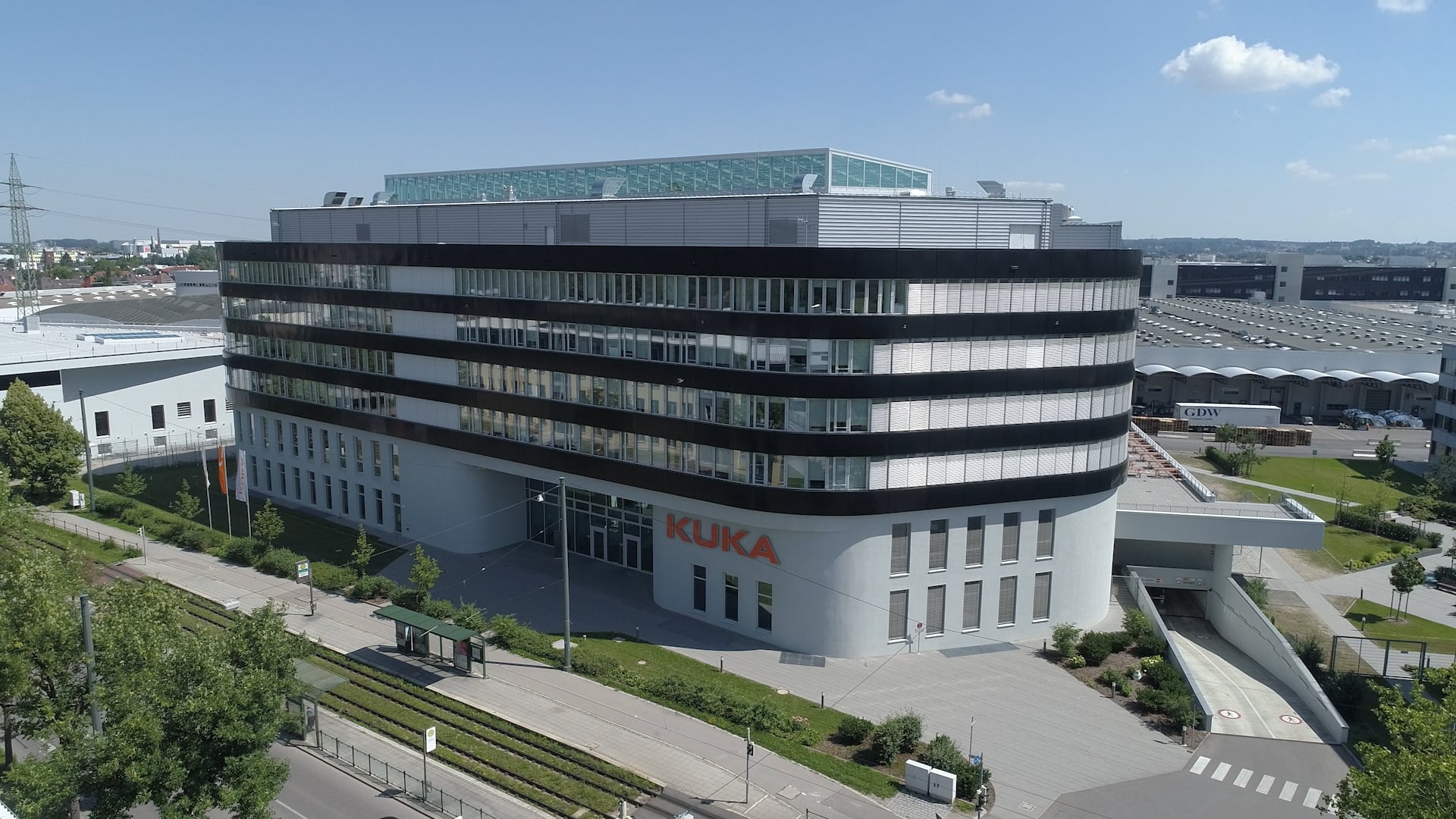 Challenging financial year 2024 for KUKA – Focus on easier automation in 2025