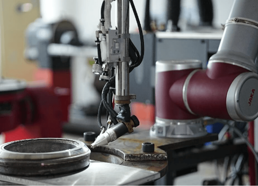 What Are Industrial Cobots and How Does Their Safe Collaboration Work?