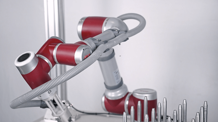 Implementing Vision Systems in Advanced Robotics Technology for Adaptive Tasks