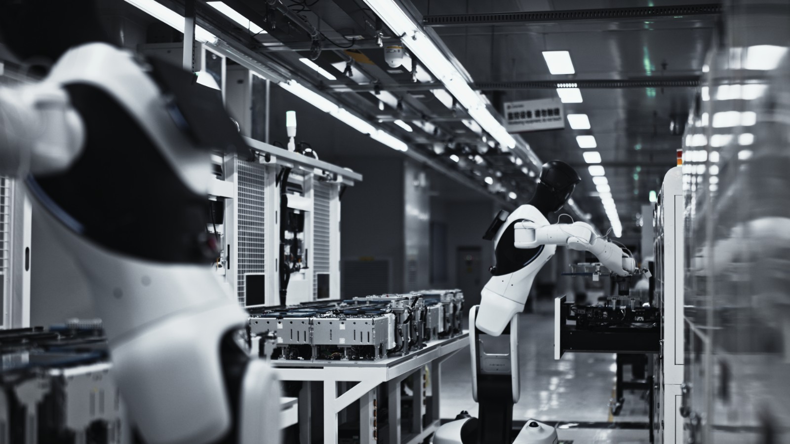 AGIBOT and Longcheer Technology Achieve World’s First Embodied AI Deployment in Consumer Electronics Precision Manufacturing Mass
