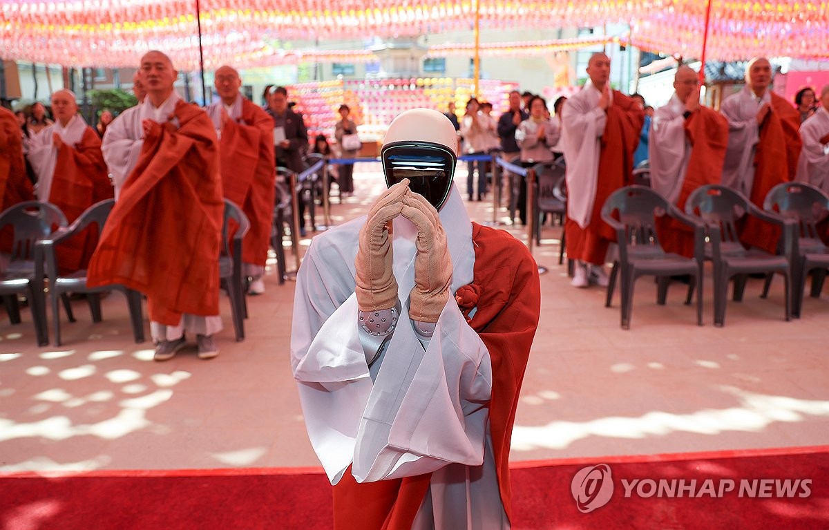 From Japan to Korea: China's Humanoid Robots Embark on a 'Tech Dharma' Experiment in East Asia