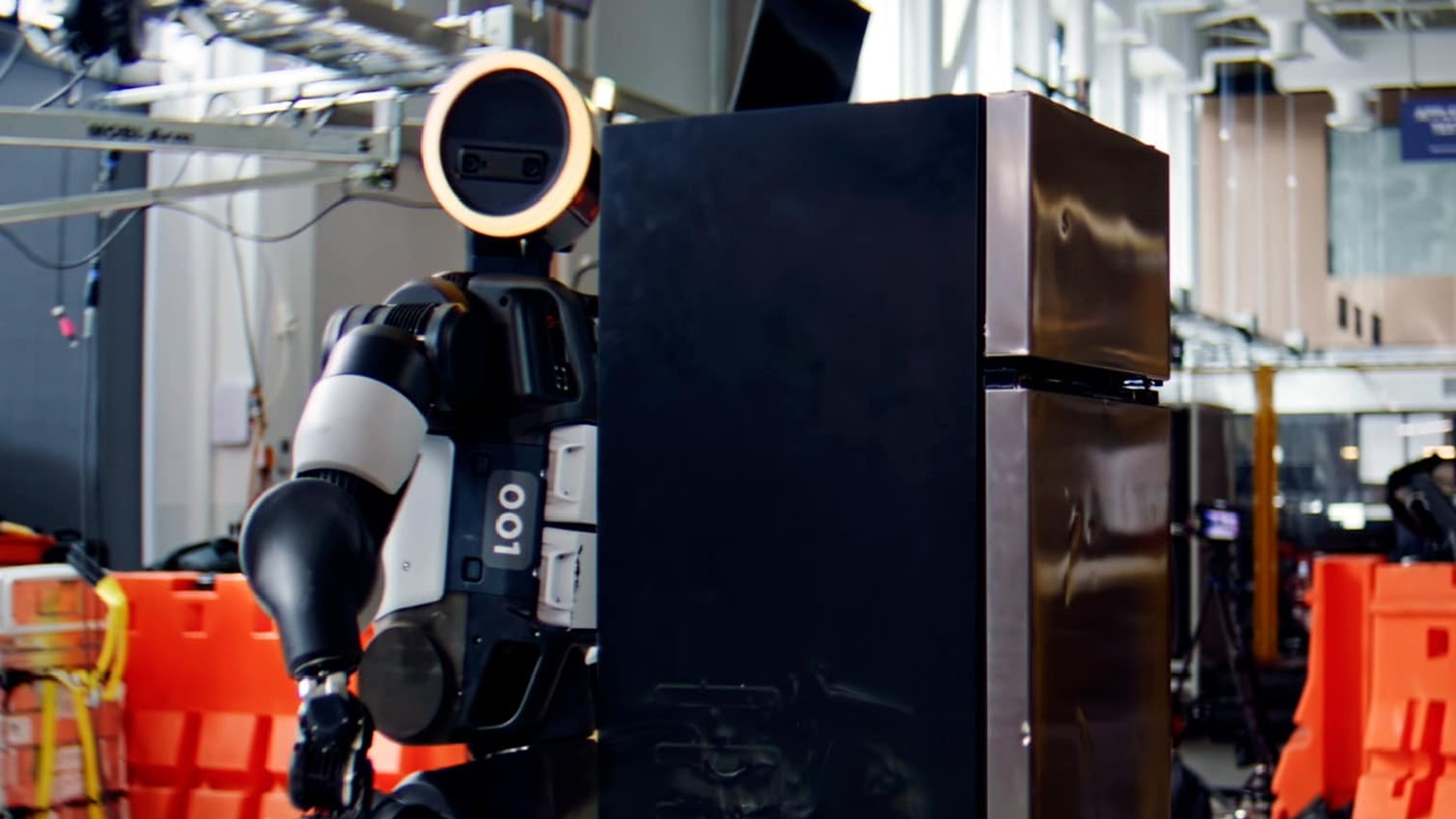 Boston Dynamics reveals how Atlas robot lifts 100-pound industrial loads at scale