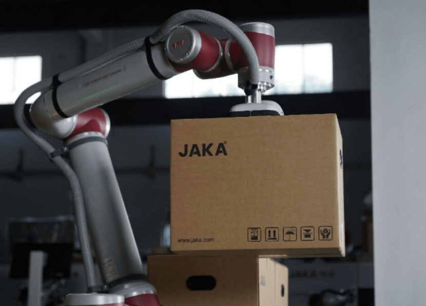 Pick and Place Robotic Arm Design: Comparing SCARA vs. 6-Axis for Speed