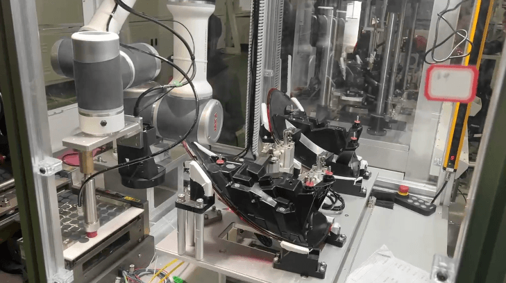 Everything You Need to Know About Collaborative Robot Safety Standards (ISO 10218)