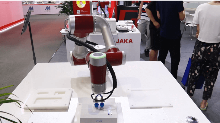 How to Maintain and Manage Industrial Robot Arms for Performance
