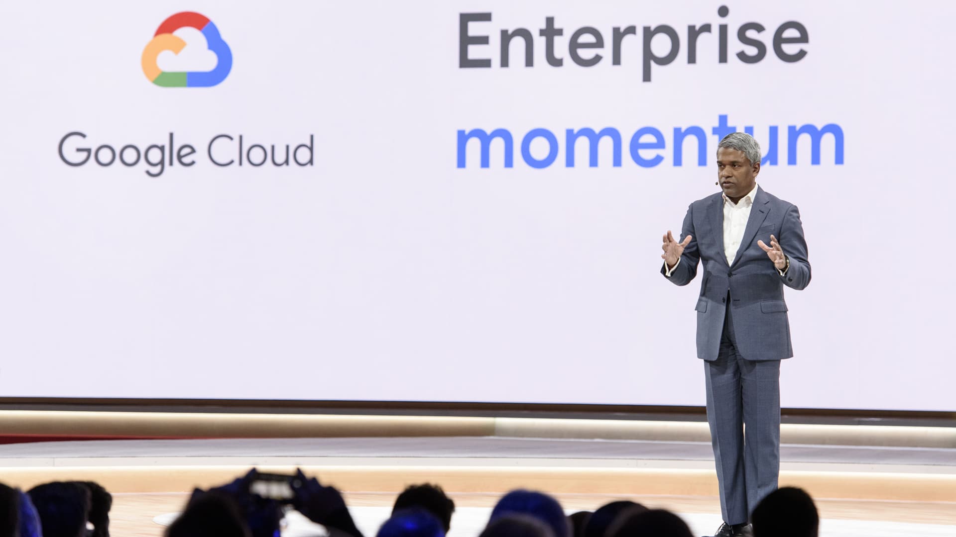 Google cloud growth tops Microsoft and Amazon as all three beat estimates on AI demand