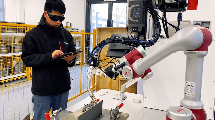 What Do Industrial Robot Arms Do? Functions in Modern Manufacturing