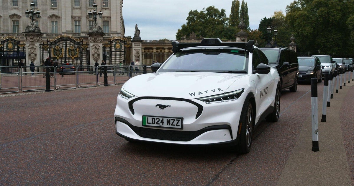 London cabbies not ready to hand over their keys to AI-powered, autonomous taxis
