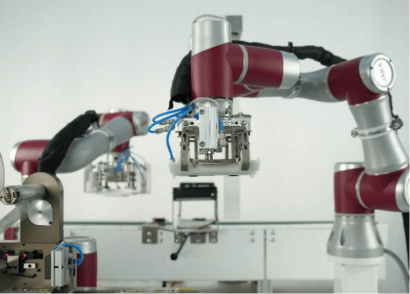 How to Implement 6 Axis Cobot Arms Effectively for Fast Repurposing?