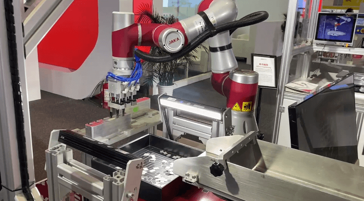 Implementing a Sorting Robot for Quality Inspection in Recycling Processes