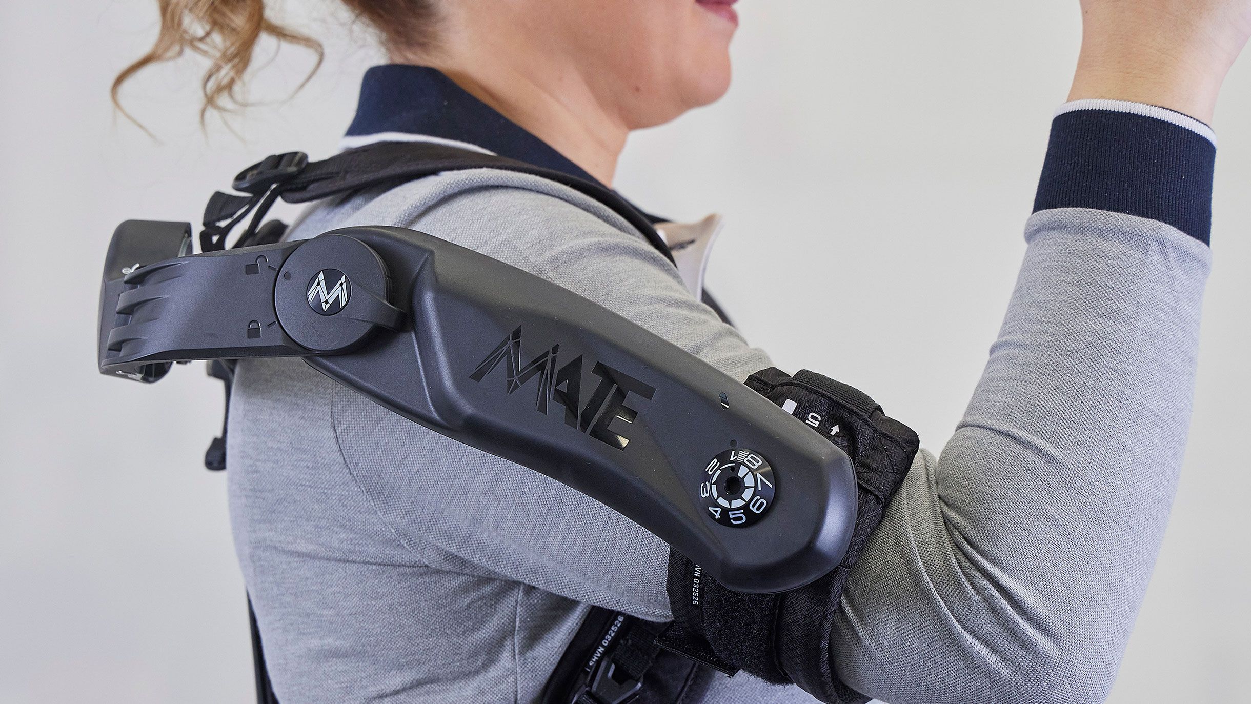 Comau expands wearable robotics with the new MATE-XT GO exoskeleton