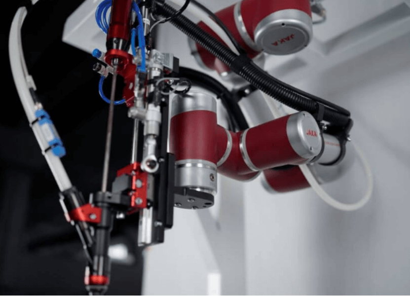 Benefits of Choosing a Collaborative Robot Cobot for Small to Mid-Sized Businesses (SMEs)