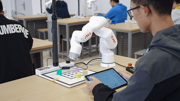 Automation and Industrial Robotics for Education: Training Programs and Platforms