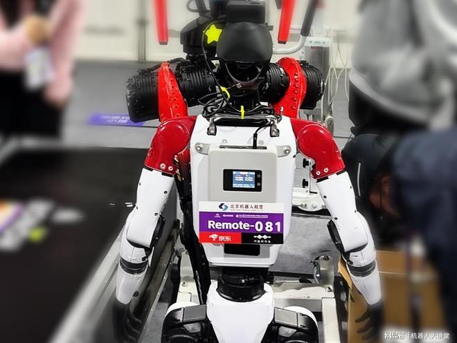 Marathon Limits Tested! How Feikuo Technology's 'Beyond Visual Range Remote Control System' Enables Robot Journalists to Live Stream While Running