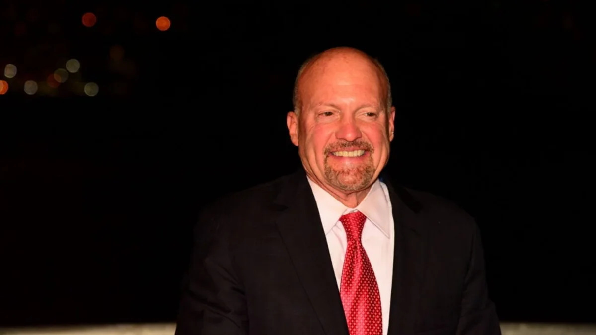 Jim Cramer Has Meme Stock Worries About SpaceX, While Ross Gerber Says 'No One' Is Talking About Tesla Anymore