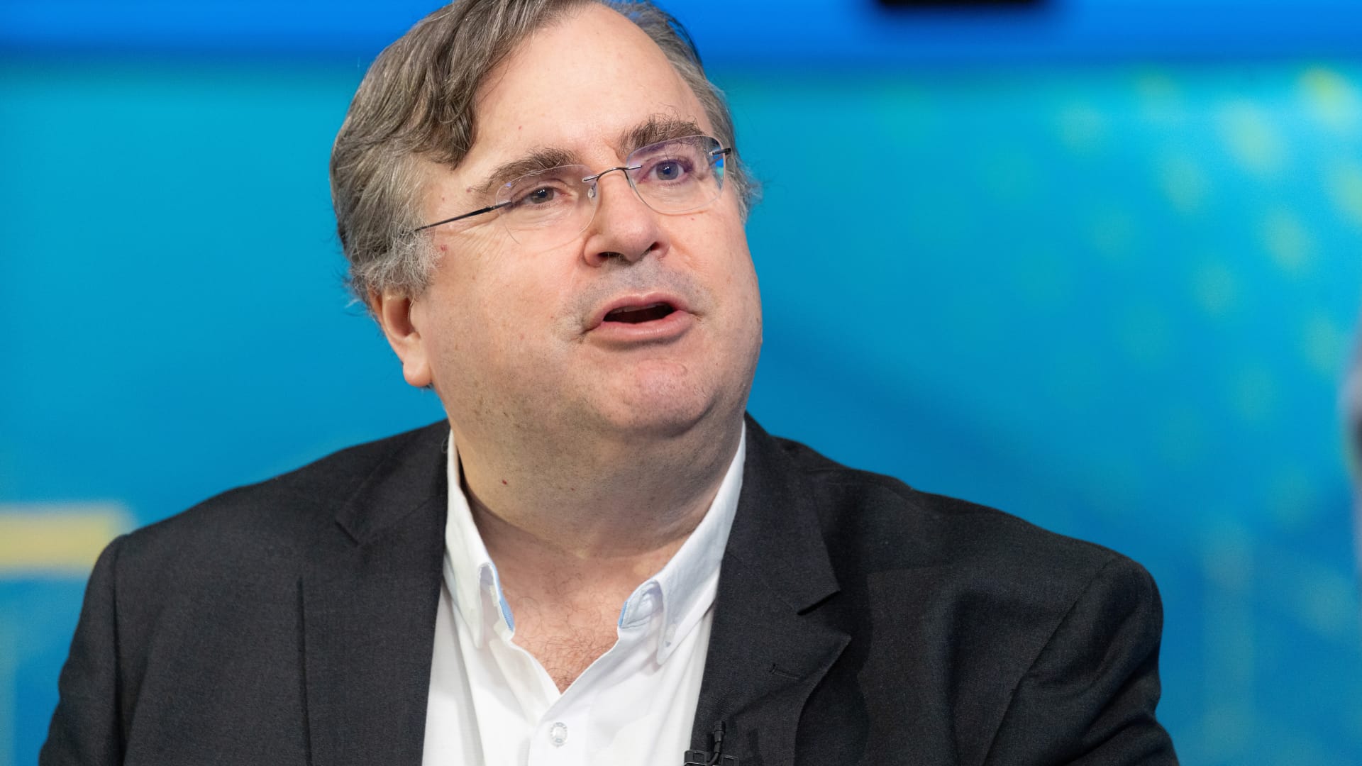 LinkedIn co-founder Reid Hoffman is leaving Microsoft's board after almost a decade