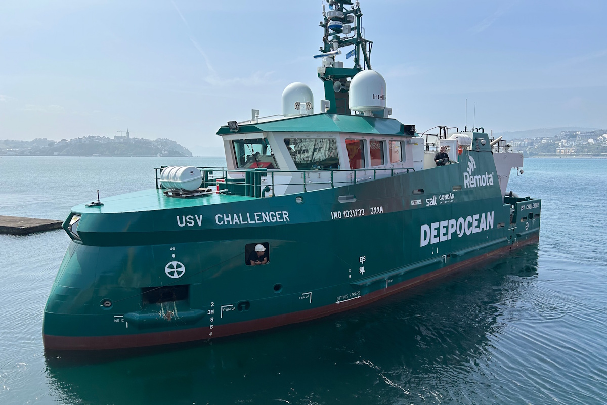 Delivery of Uncrewed Vessel for Remote-Controlled Subsea Work