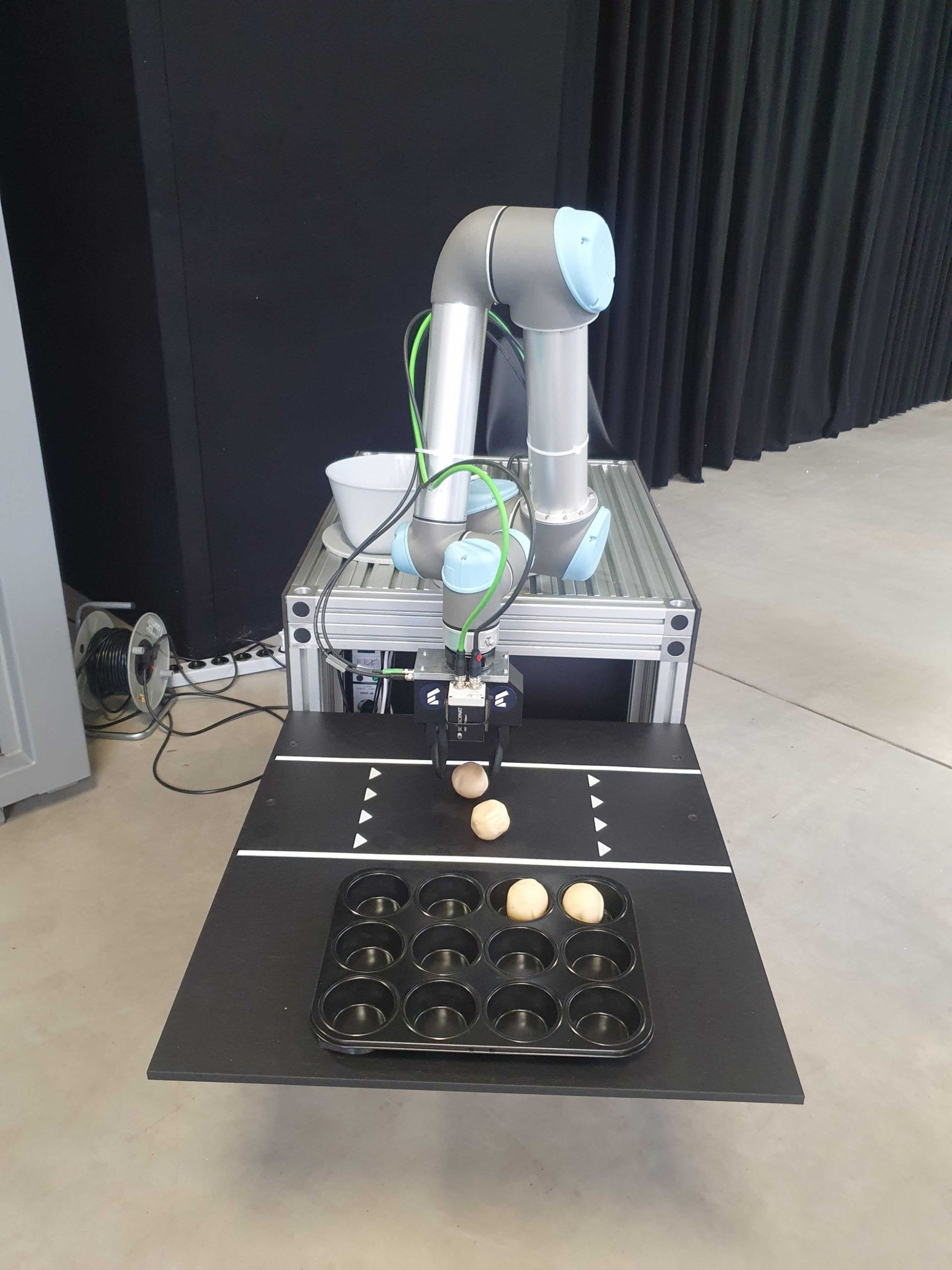 Strategic Partnership: Infineon and VinRobotics