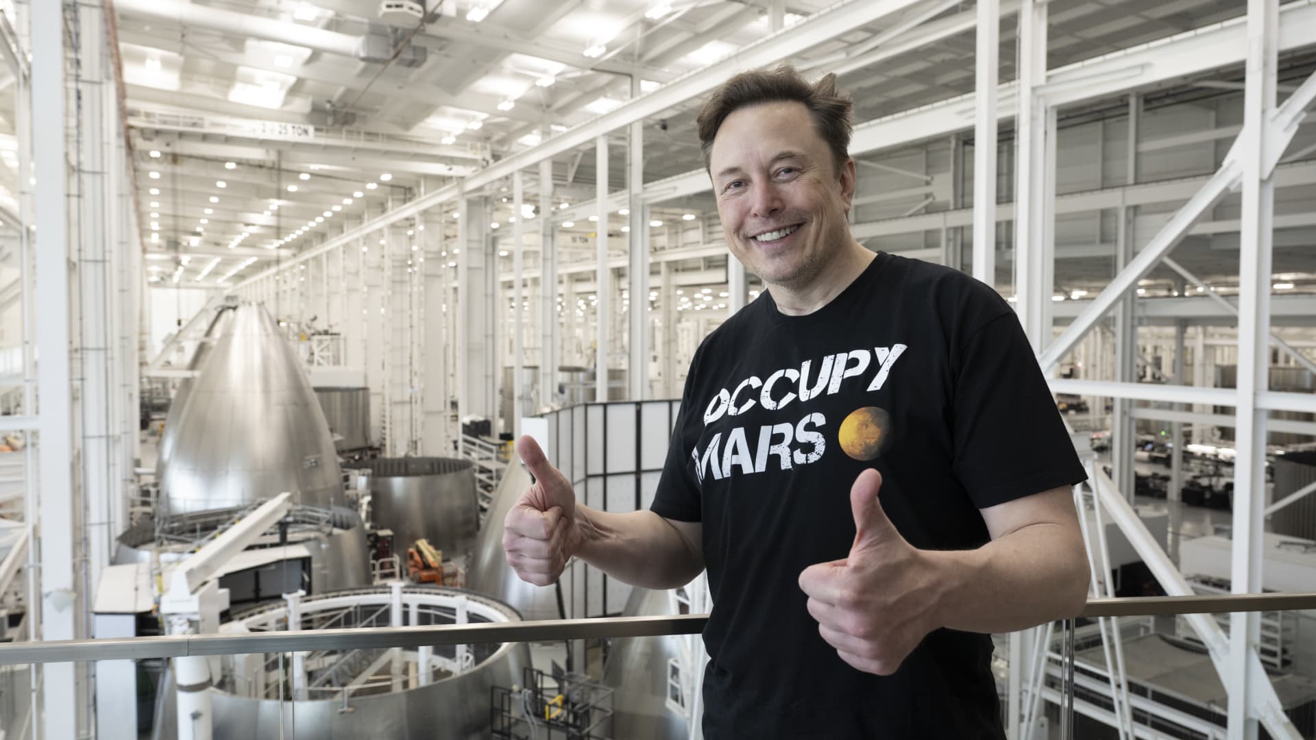 Elon Musk's net worth poised to sail past $1 trillion in SpaceX IPO