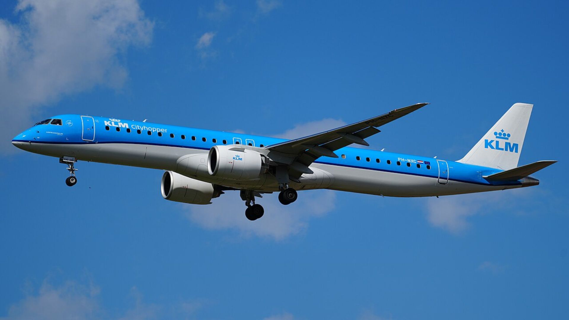 KLM operates first passenger flight to Germany with synthetic kerosene-blended fuel