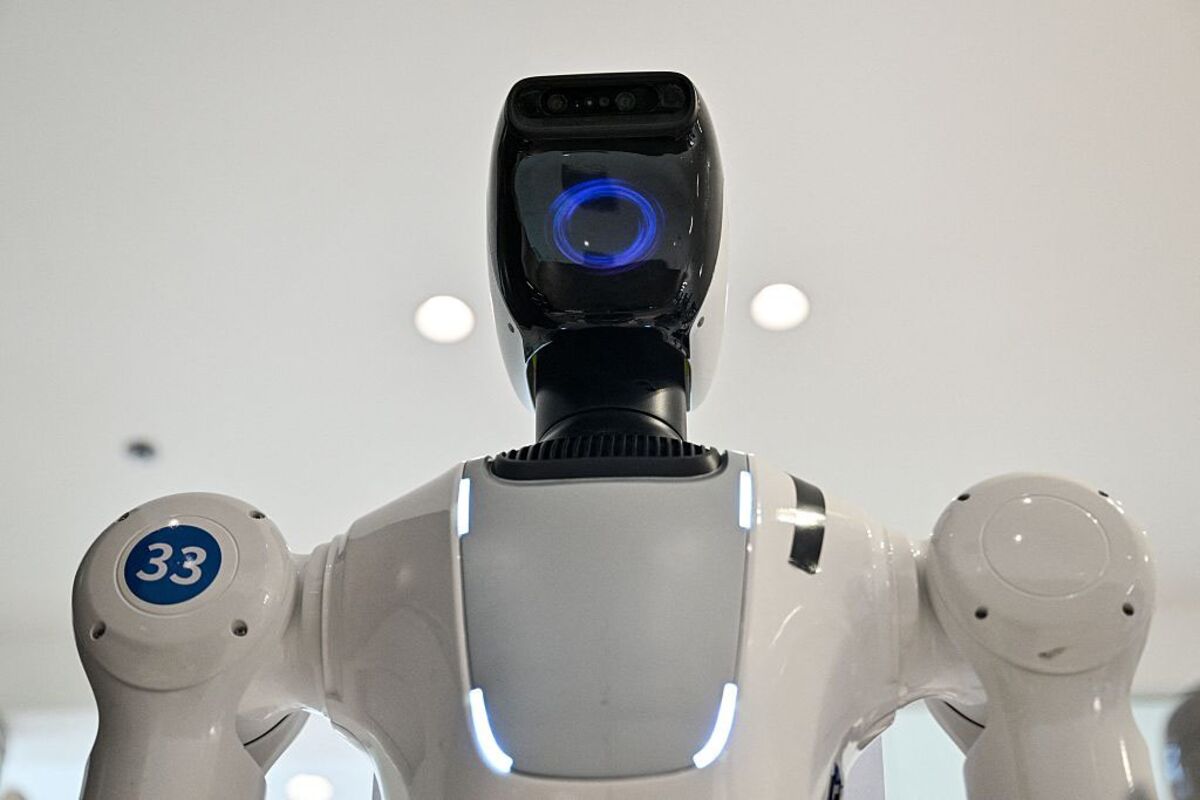 China Births Two Robot Unicorns as Sector Funding Stays Strong