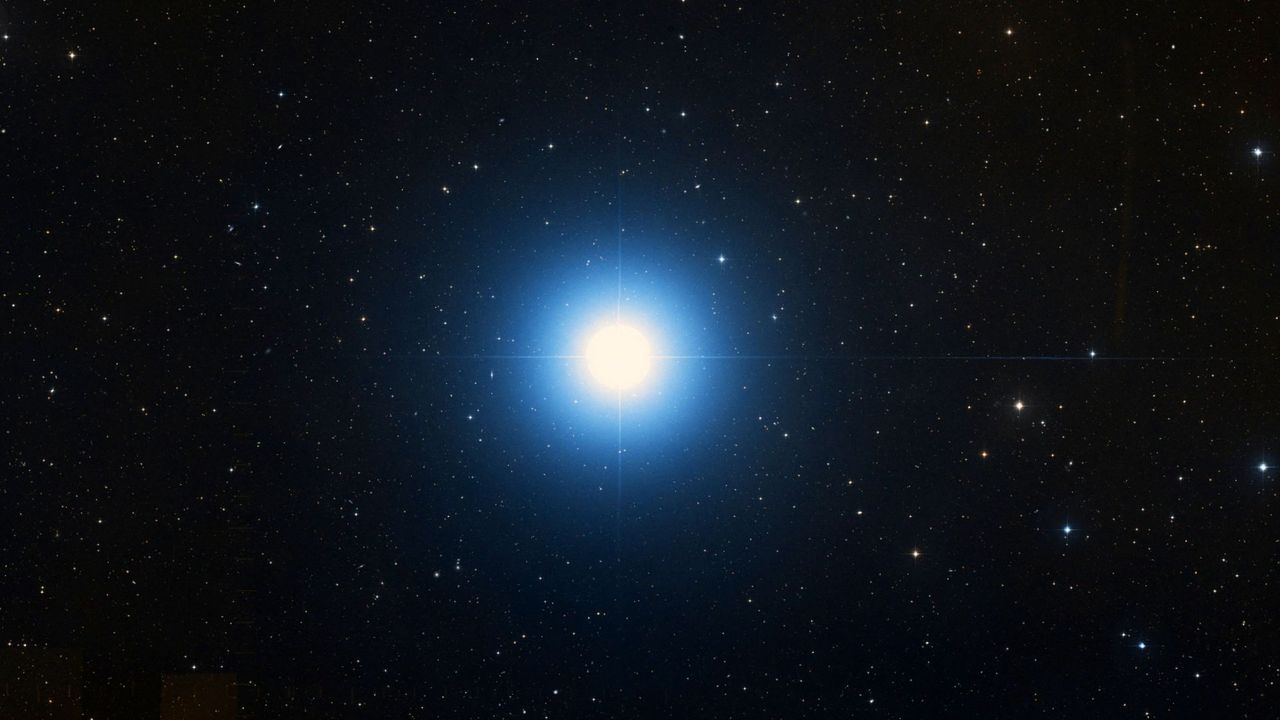 This star's light has been crossing space since the American Revolution. Here's how to find it