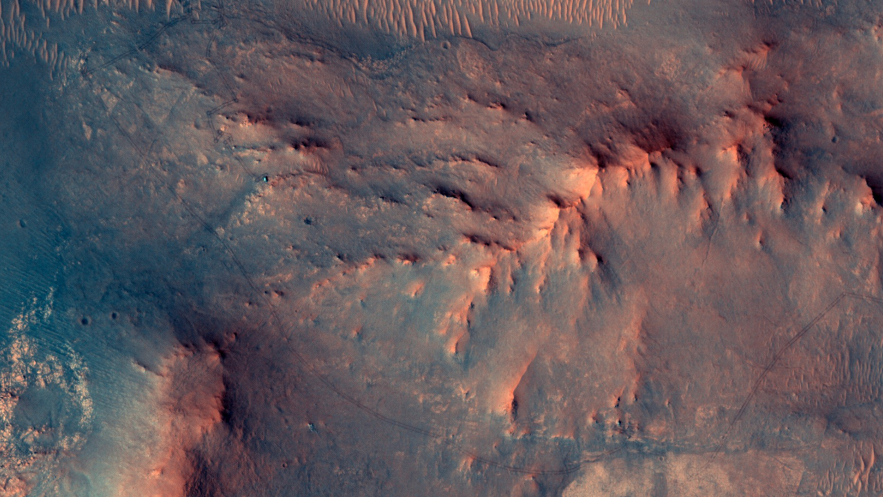 Mars orbiter watches Perseverance rover cross the marathon finish line | Space photo of the day for June 29, 2026