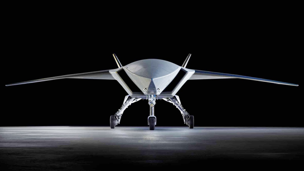 Boeing’s New Larger Ghost Bat Can Carry AIM-120 AMRAAMs Internally