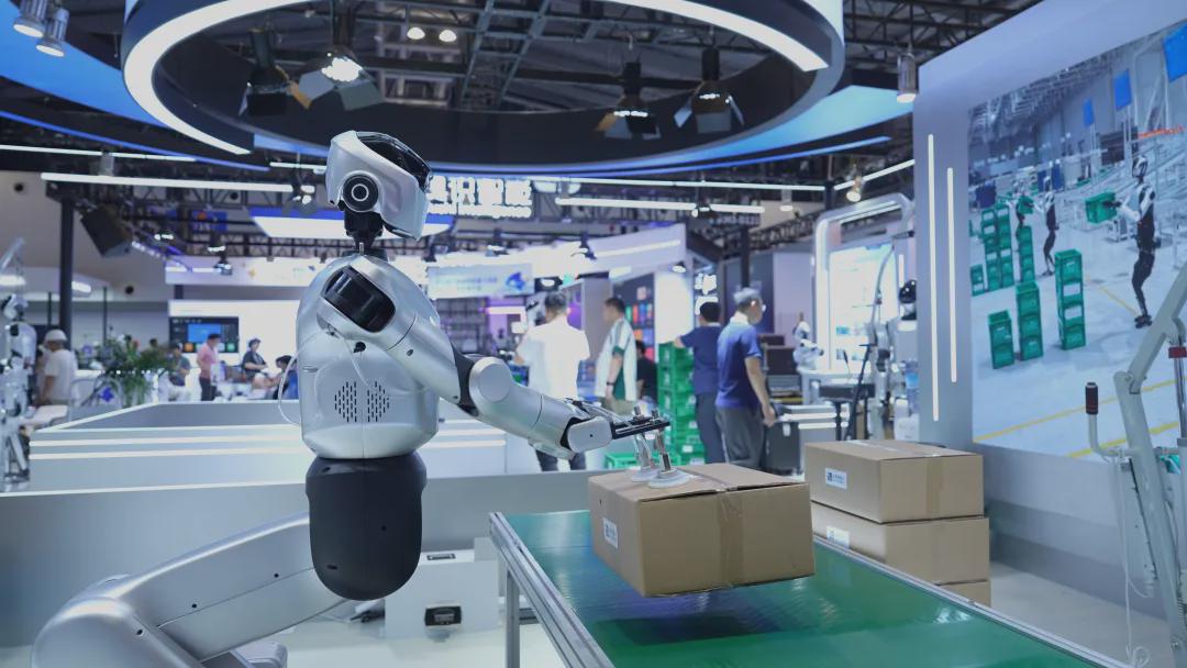 China's Collaborative Efforts in Advancing Embodied Intelligence for Robotics