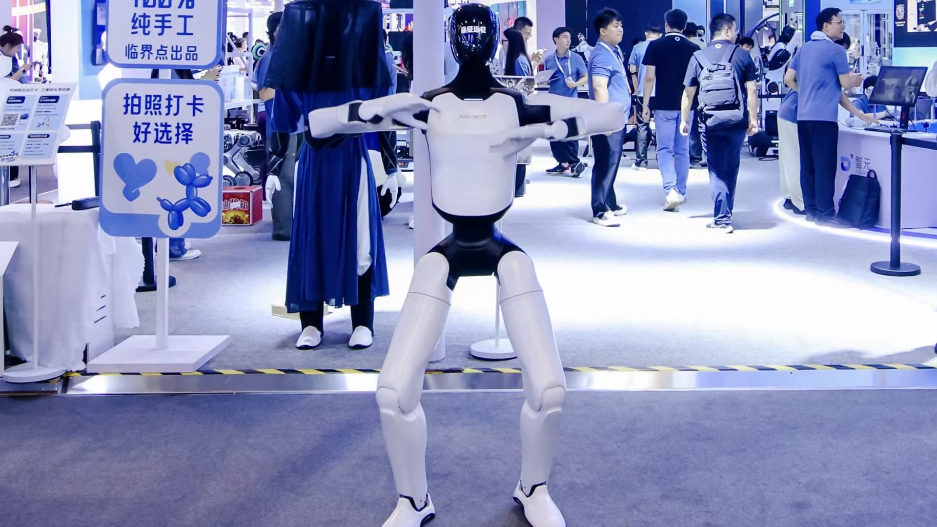 AGIBOT Unveils A3 Ultra Humanoid Robot with 51 DoF and 8-Hour Endurance