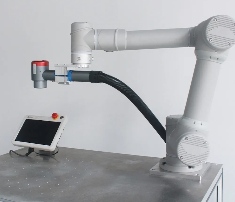 Integrating Industrial Robots with Laser Cleaning Systems Enhances Production Efficiency