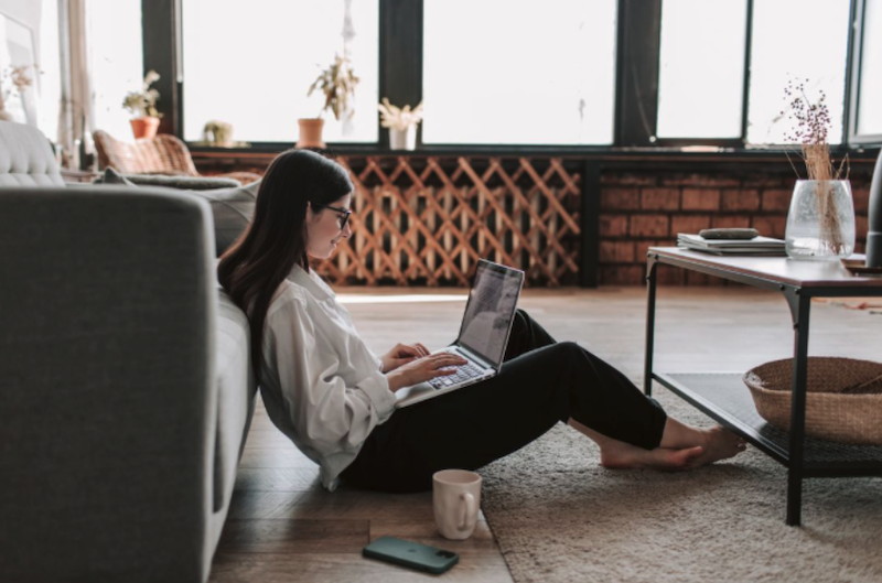 Tech Professionals Leverage Connectivity Tools for Global Collaboration