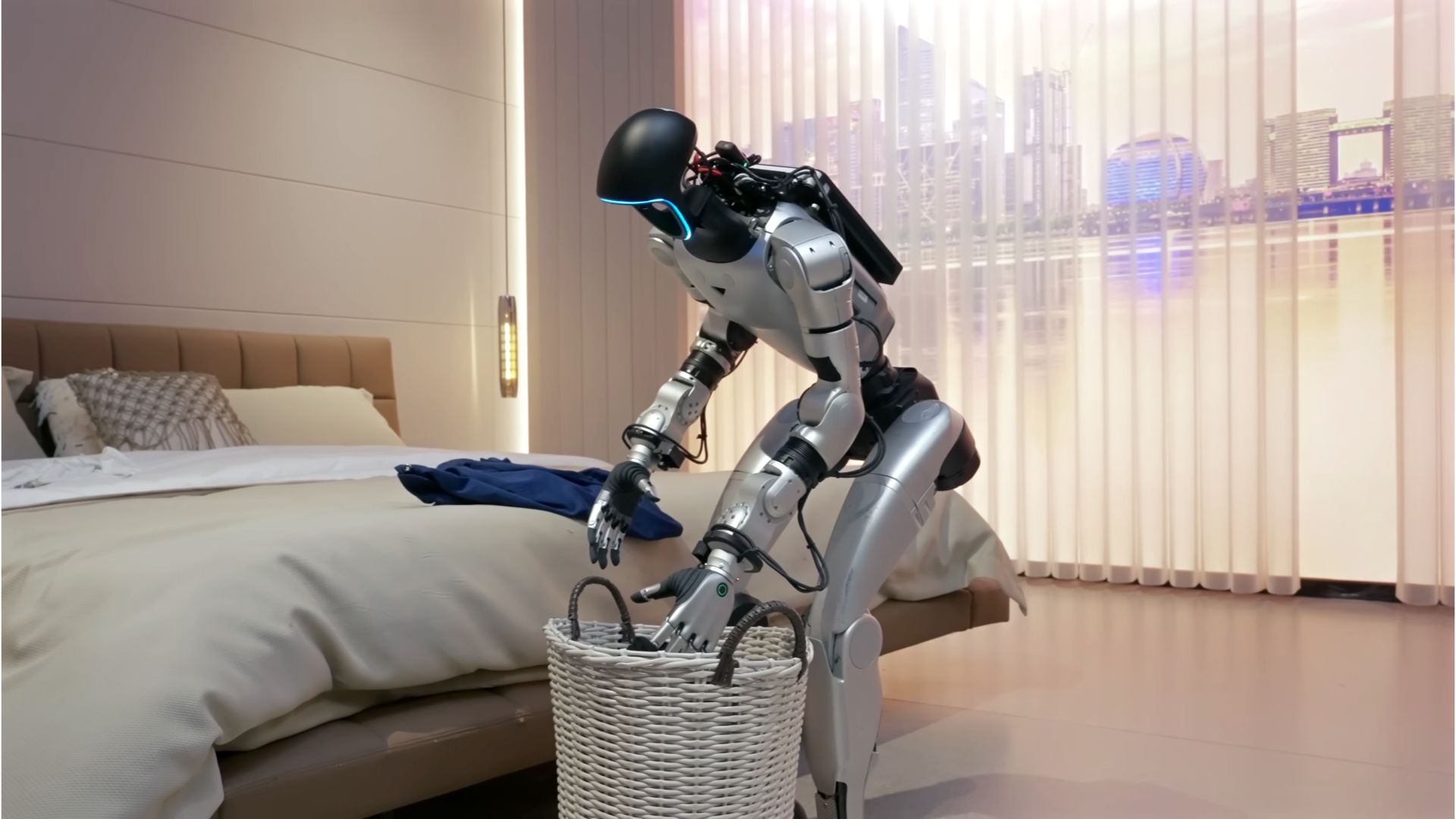 Unitree Launches UnifoLM-OminiA-0.3 for Enhanced Humanoid Robot Interaction and Assistance