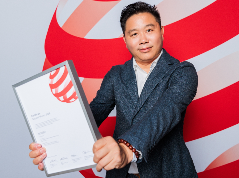 Chinese Company Wins Red Dot Award for Panda-Inspired Delivery Robot Design