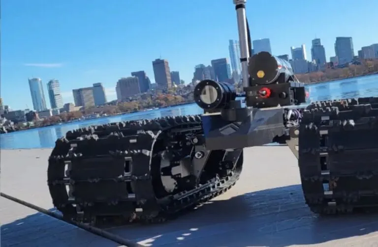 Santiago Company Develops Underwater Mine Clearance Robot, US Marine Corps Orders in Bulk
