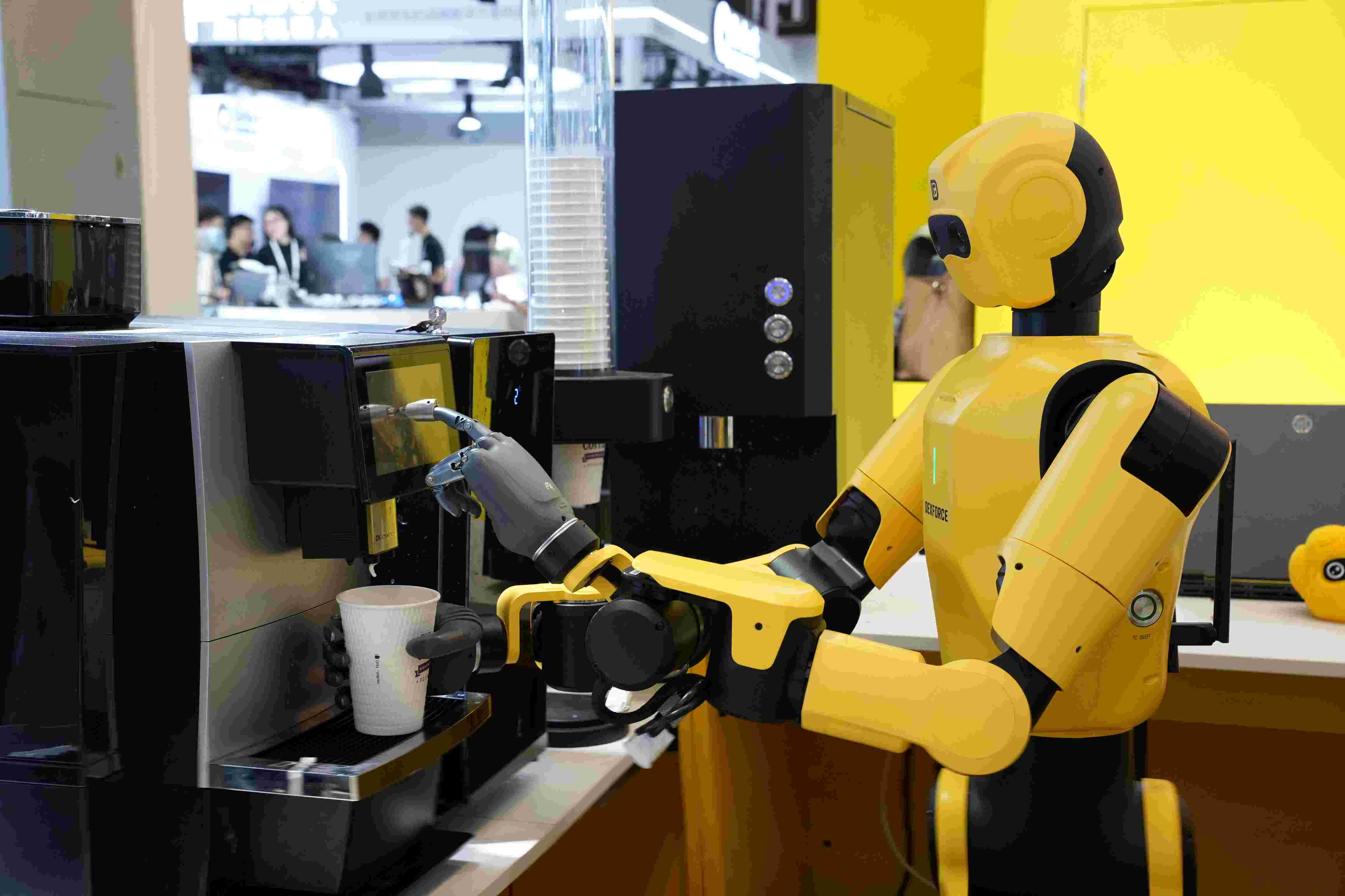Exploring China's Equivalent of NVIDIA at WAIC: Advancements in Robotics