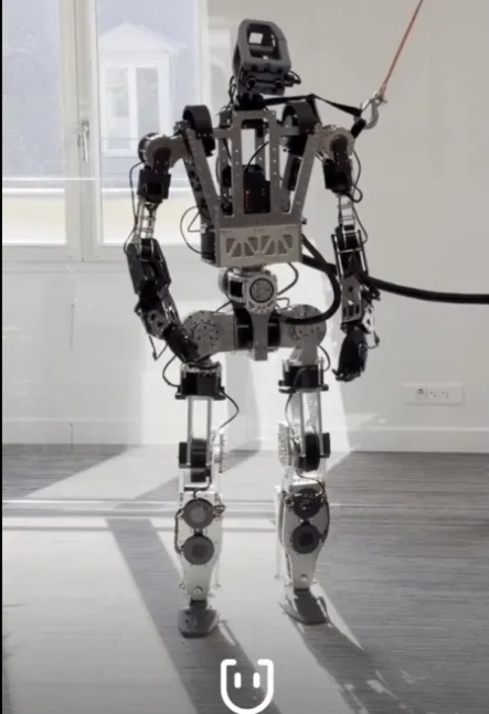 Former Tesla Scientist Launches European Humanoid Robot 'Northstar' in Paris