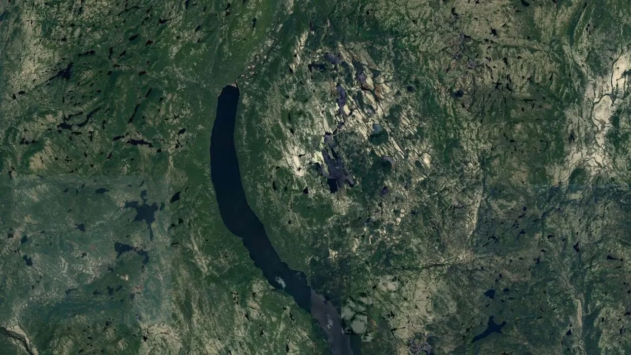 Amateur Astronomer Discovers Possible Meteorite Impact Crater in Canada