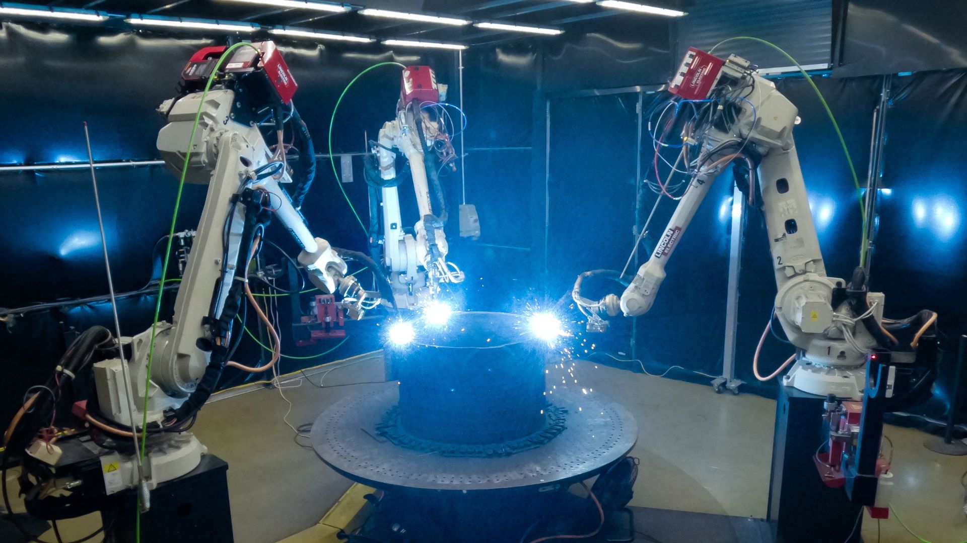 Oak Ridge and Idaho National Labs 3D Print Nuclear Pressure Vessel for US Reactor Expansion