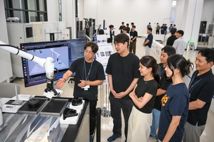Hyundai Mobis Unveils 40 Advanced Smart Manufacturing Technologies at M-Sphere 2026